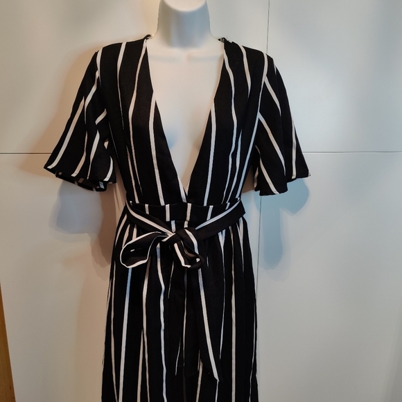 NanaMacs Striped Raxi Maxi Dress with Plunging Neckline | NWT S - Picture 4 of 5